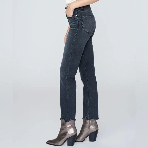 Paige Stella Straight Black Shore Distressed Denim Leg Jeans Women's Size 29 NWT